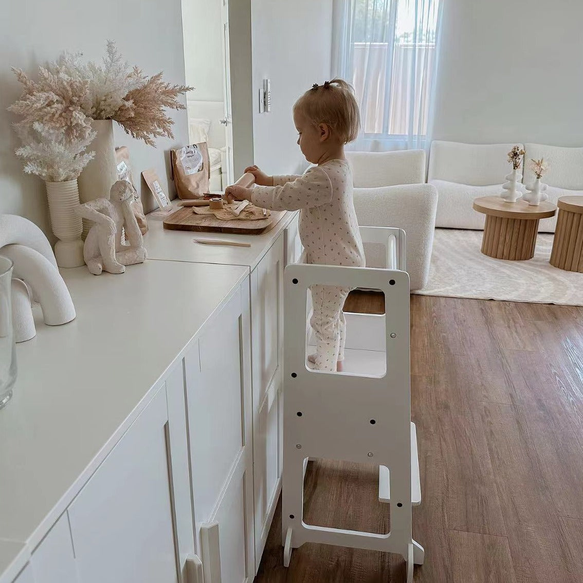 LOLA Deluxe Adjustable Learning Tower