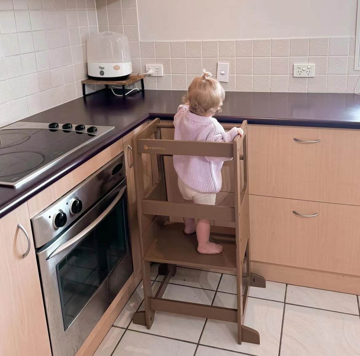 LOLA Deluxe Adjustable Learning Tower