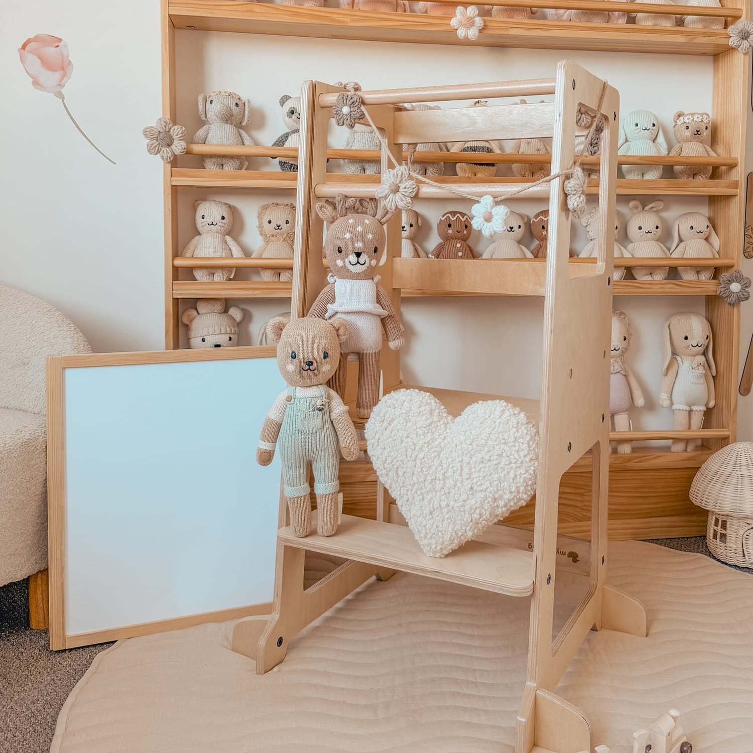 LOLA Adjustable Learning Tower