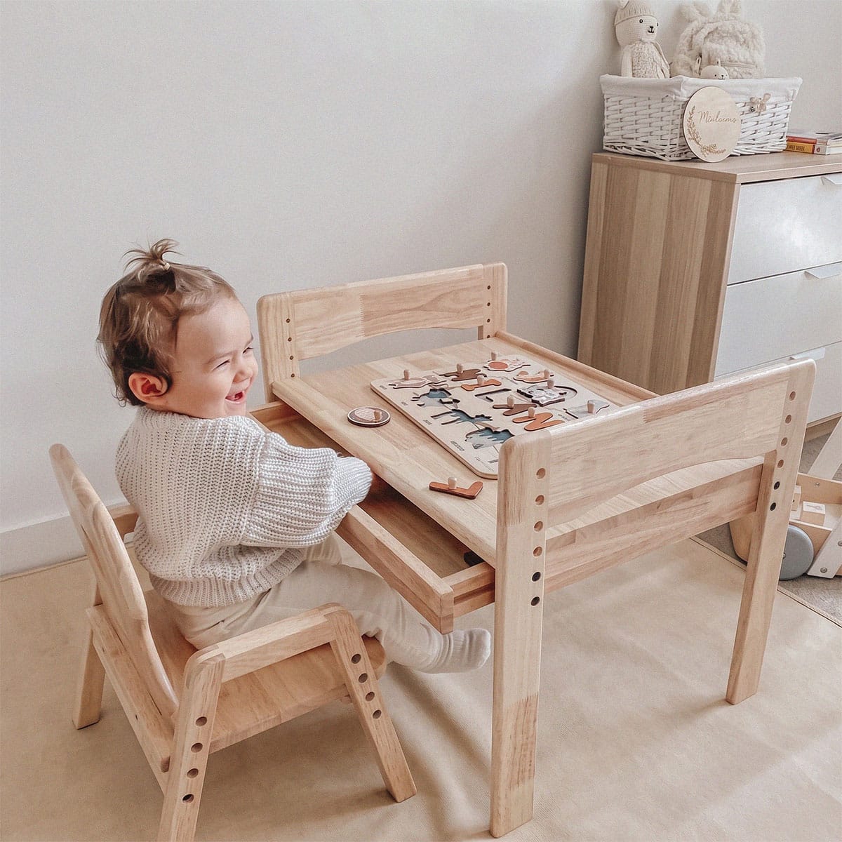 myduckling KAYA Adjustable Table and Chair Set