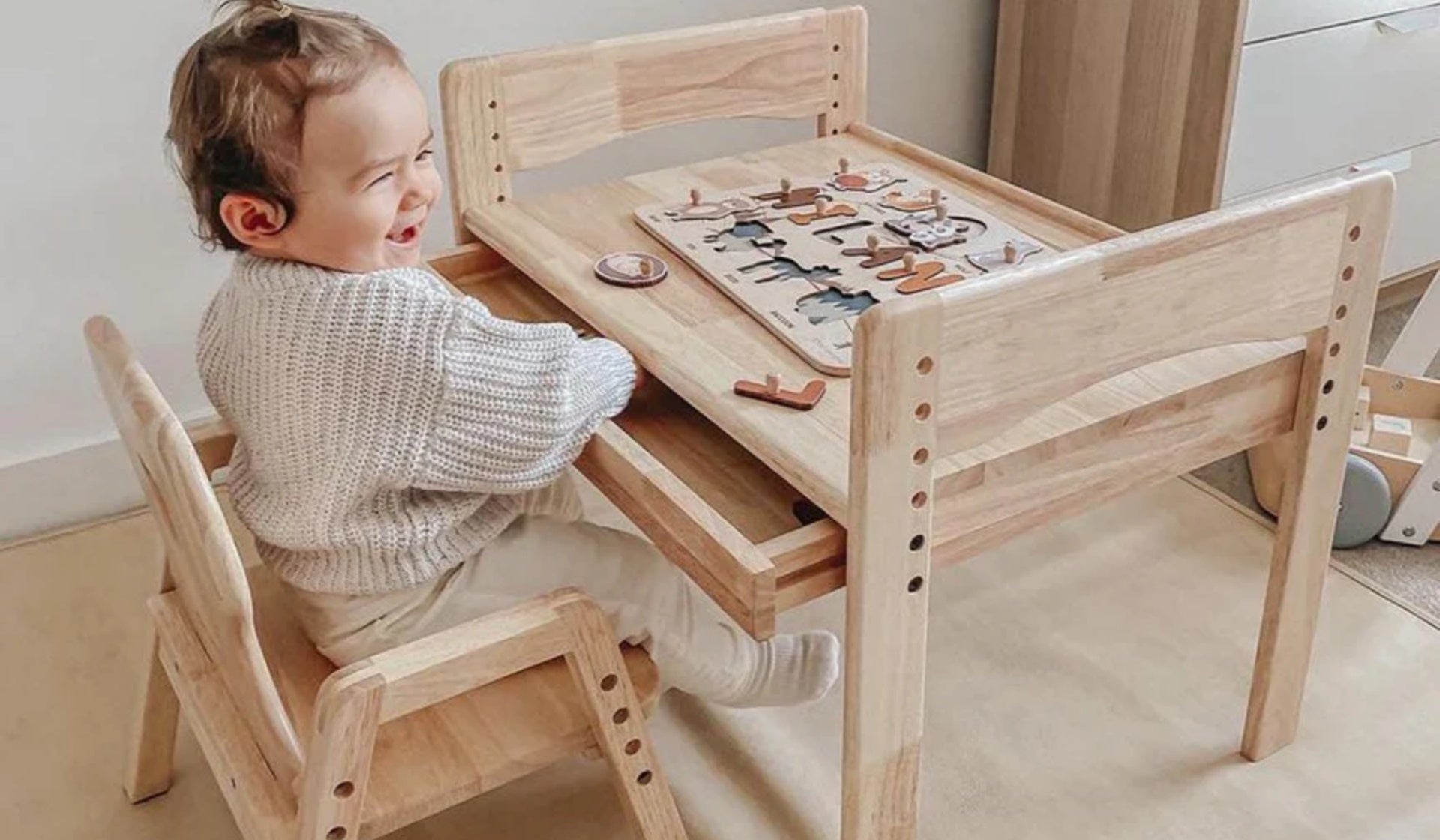 Choosing Safe and Stylish Kids Table and Chairs for Your Kids