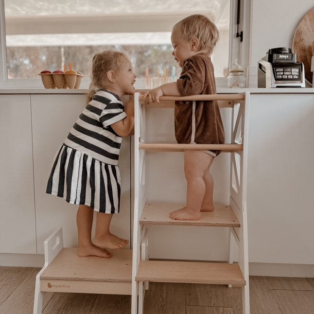 JALA Deluxe Adjustable Learning Tower - Flag with Rectangle Handle - myduckling