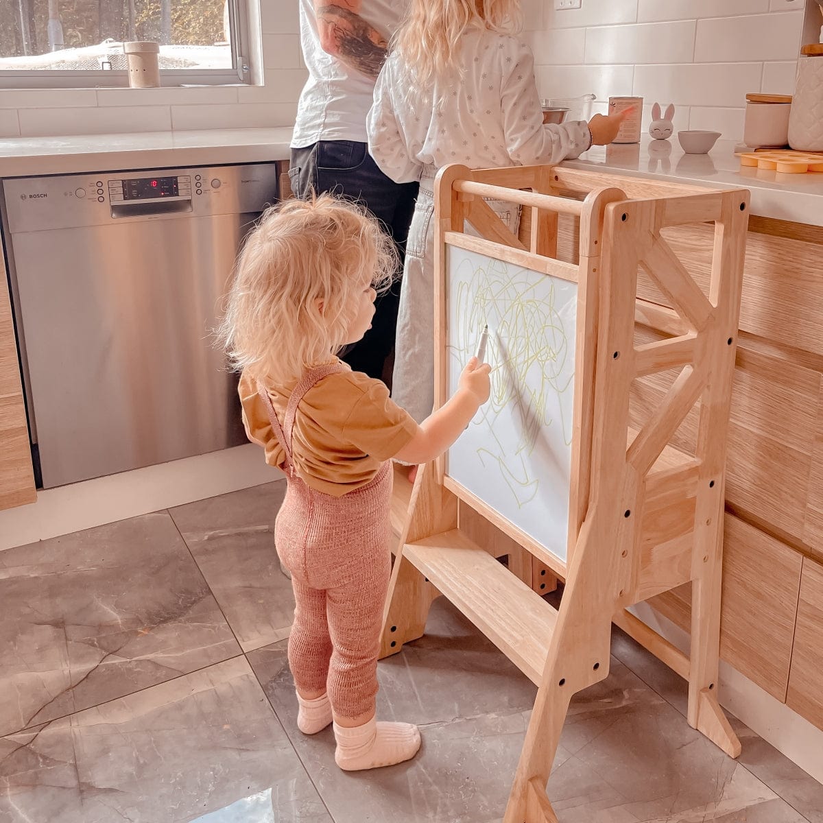 JALA Deluxe Solid Wood Adjustable Learning Tower - Flag with Rectangle Handle