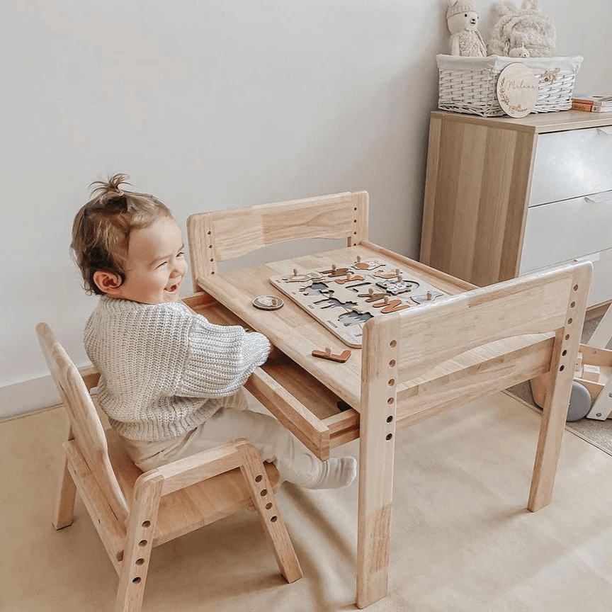KAYA Table and Chair Set block1