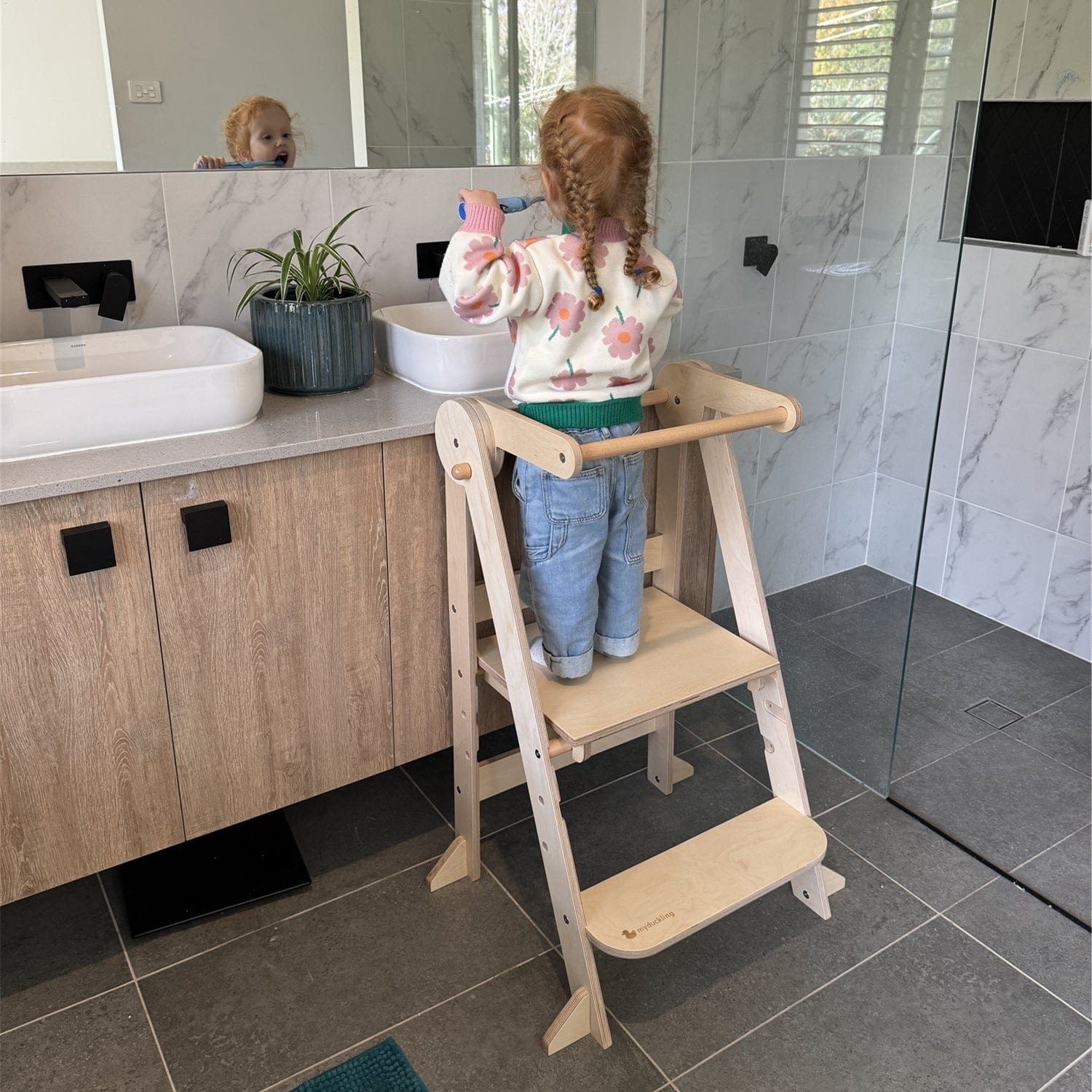 MILA Deluxe Folding Adjustable Learning Tower - myduckling